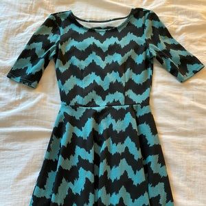 Flare skirt dress with chevron pattern